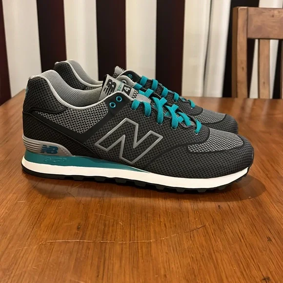 New Balance 574 Shoes Sneakers ML574ALD grey Mens Size 9.5